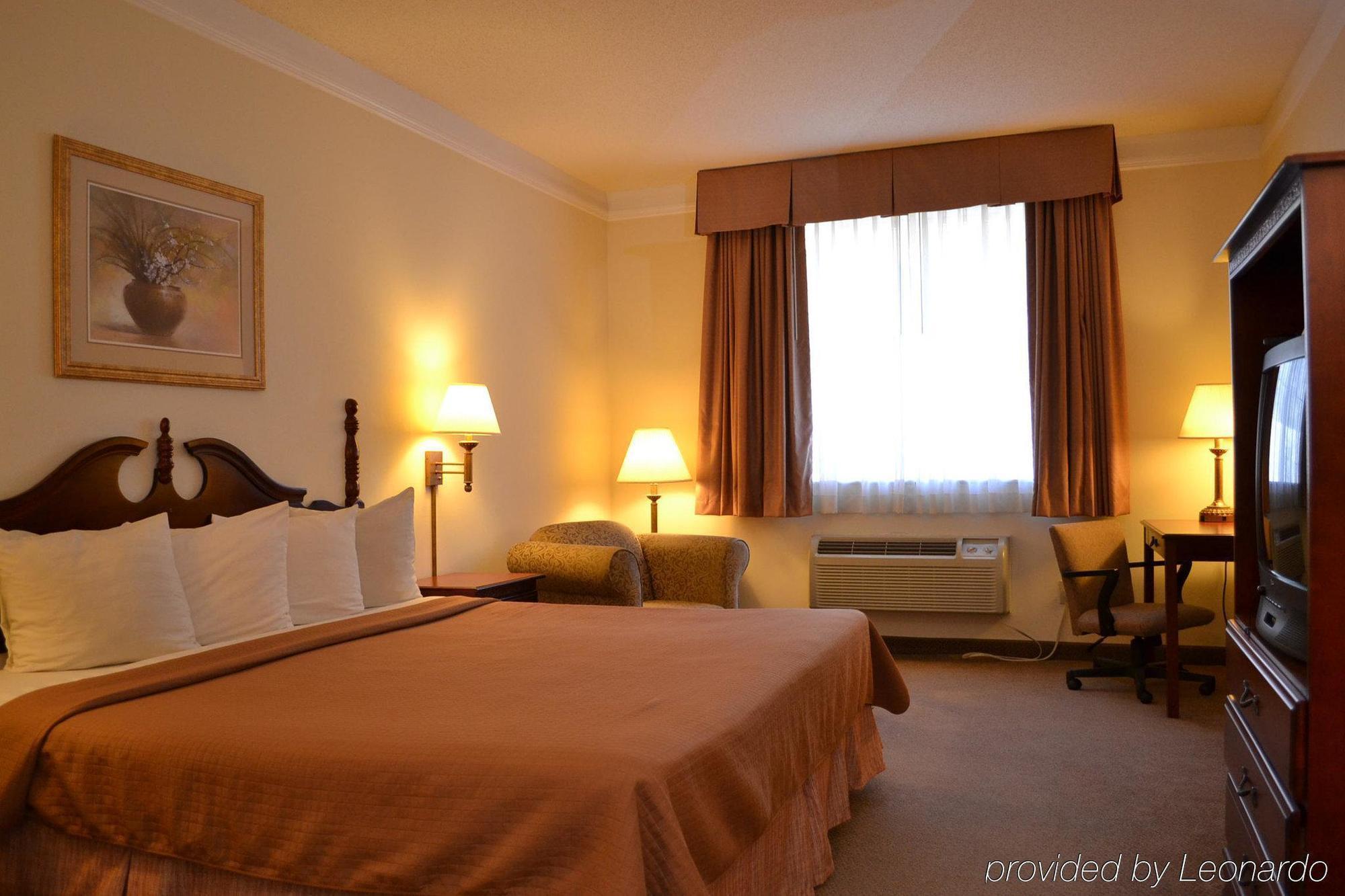 Econo Lodge Inn & Suites דאגלסוויל חדר תמונה